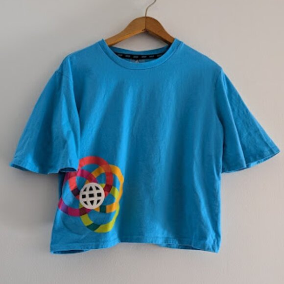 Disney Epcot Center Blue Crop Top Size M - Picture 1 of 8